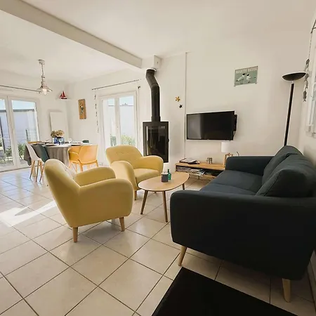 Maison Lumineuse A Beg-meil, Proche Plages Et Commerces - Fr-1-481-174 * 포에낭